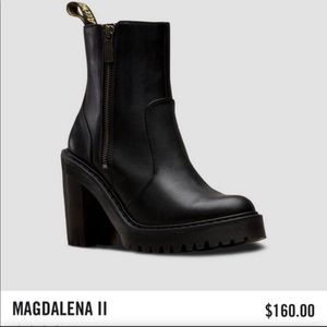 Dr. Martens - Size 8